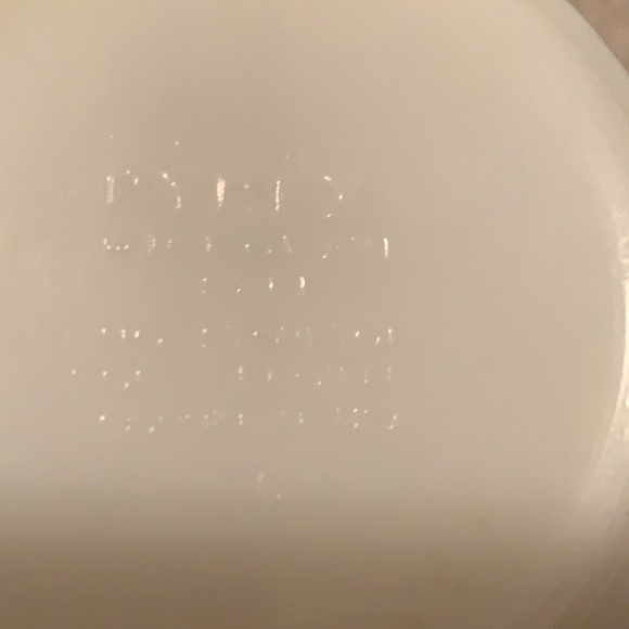 Small Pyrex dish - Picture 4 of 5